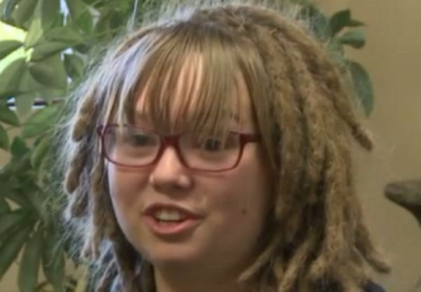 8th Grade White Girl With Bootleg Dreads And Bangs Says