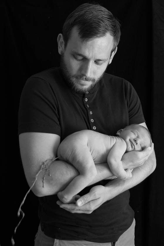 baby-s-projectile-crap-ruins-father-s-touching-portrait