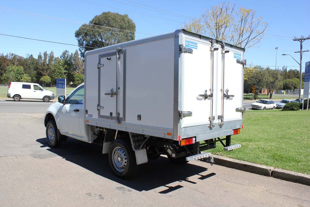 Cold Storage Truck CY25T 2.5M 2 PALLETS LockerDome