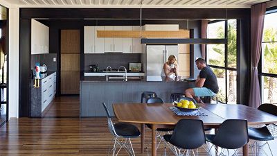 Shipping Container Home Grand Designs Australia - shipping container 