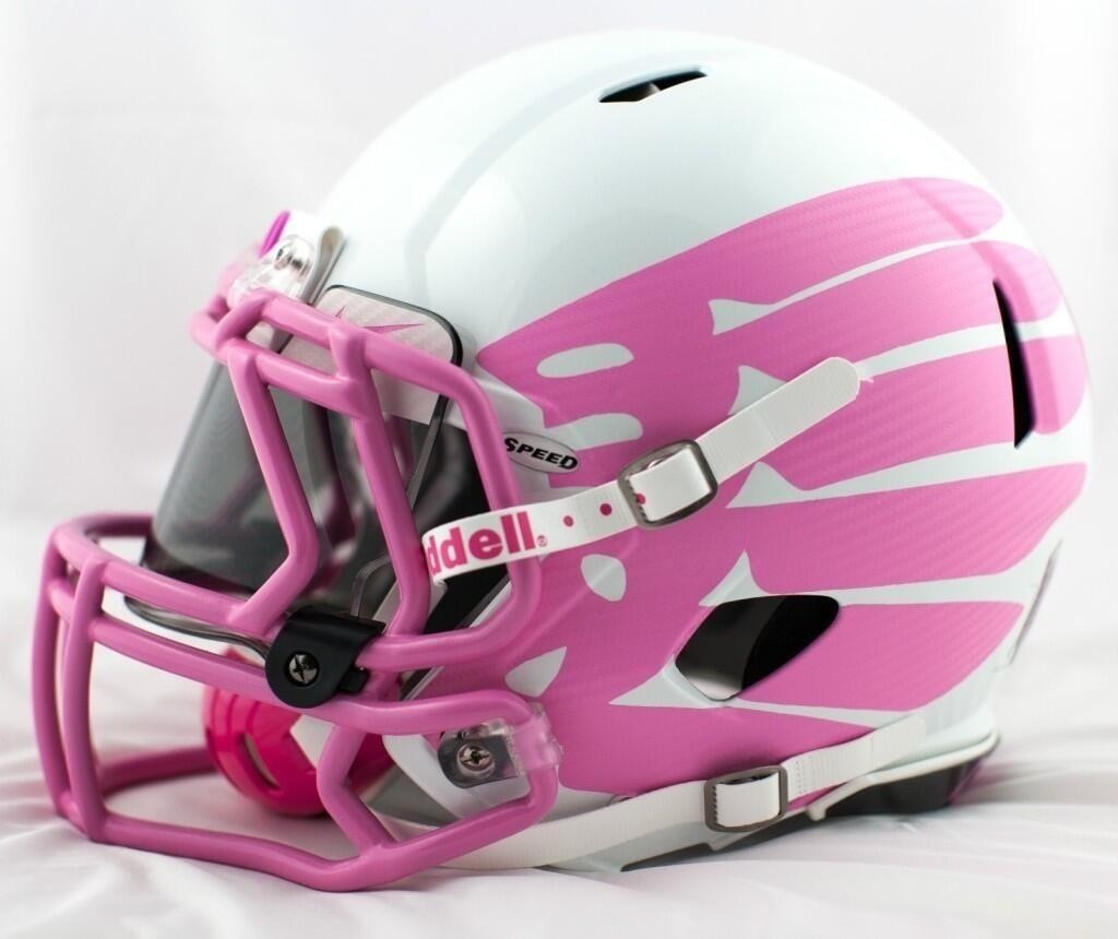 New breast cancer honorary helmet for oregon in 2013