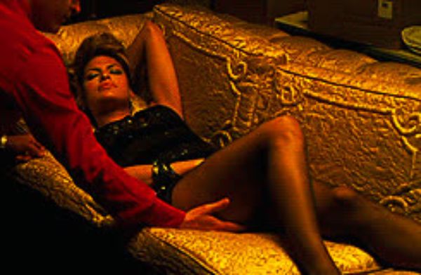 eva-mendes-naked-gifs