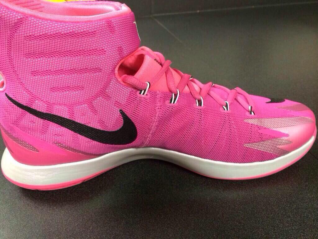 Oregon women's pink basketball shoes.